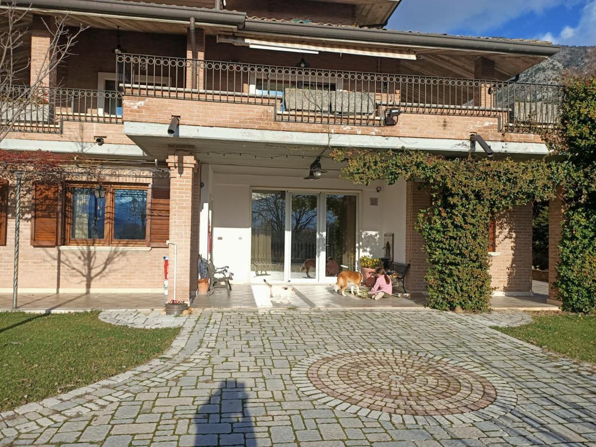 Rossomattone Countryhouse Sulmona Eksteriør billede